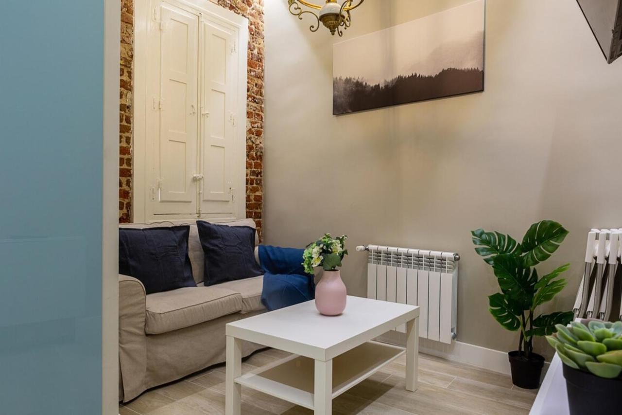 Cosy 2 Bedroom Apartment In Chamberi มาดริด ภายนอก รูปภาพ